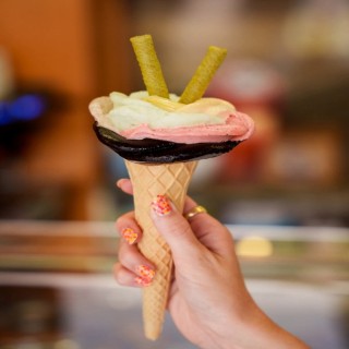 ТЪНКИ ЗЕЛЕНИ ПУРИЧКИ с 15% шамфъстък крем